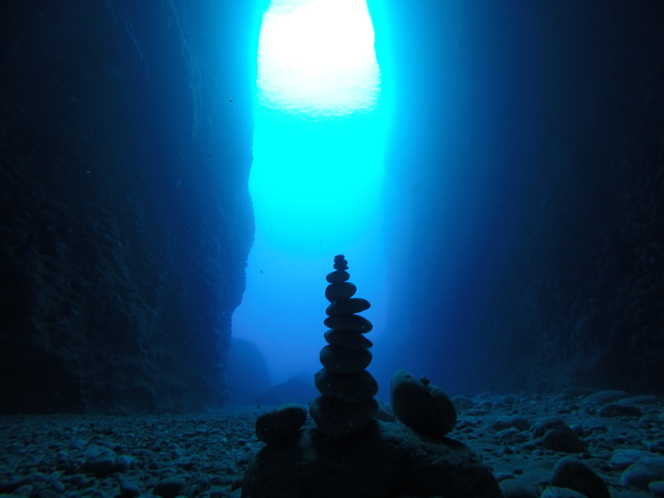 Inland Sea Diving